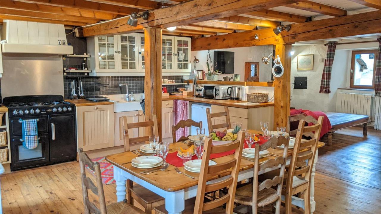 La Ferme Des Astres Βίλα Les Angles  Εξωτερικό φωτογραφία